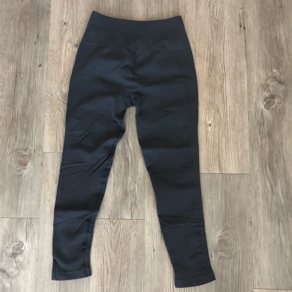 Lululemon - Flow & Go Seamless Tight - Size 8